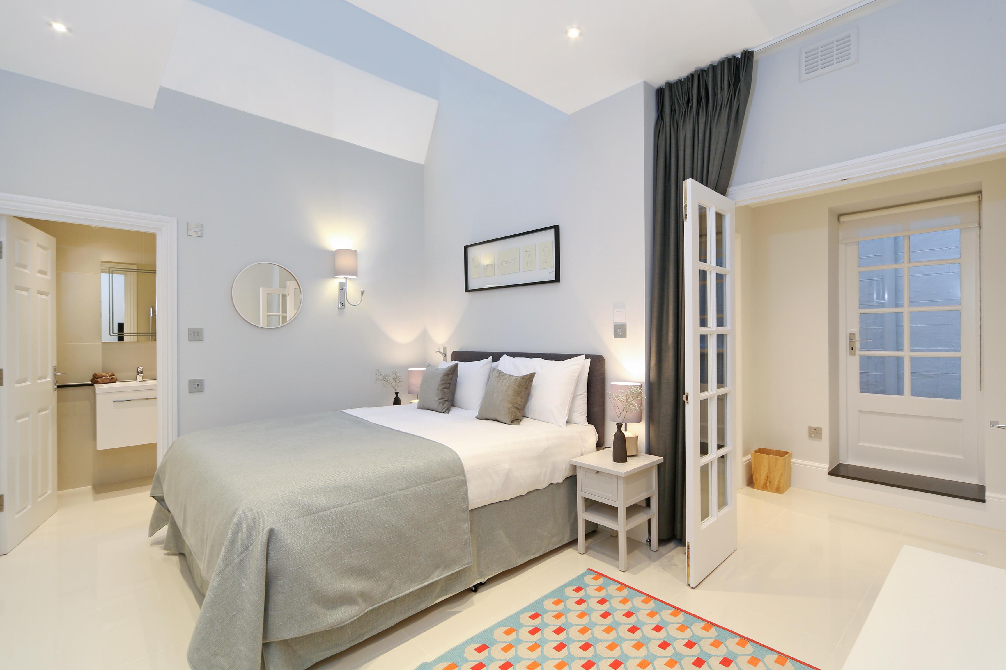 Queensgate Court London Luaran gambar