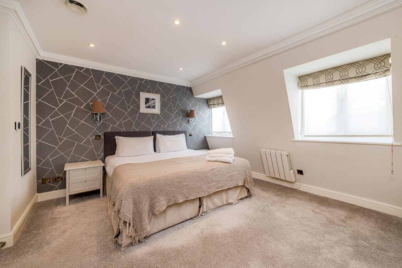 Queensgate Court London Luaran gambar