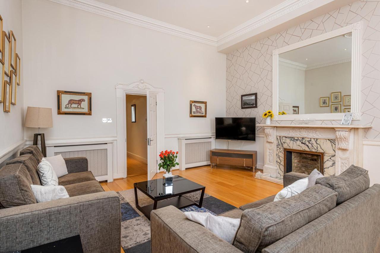 Queensgate Court London Luaran gambar
