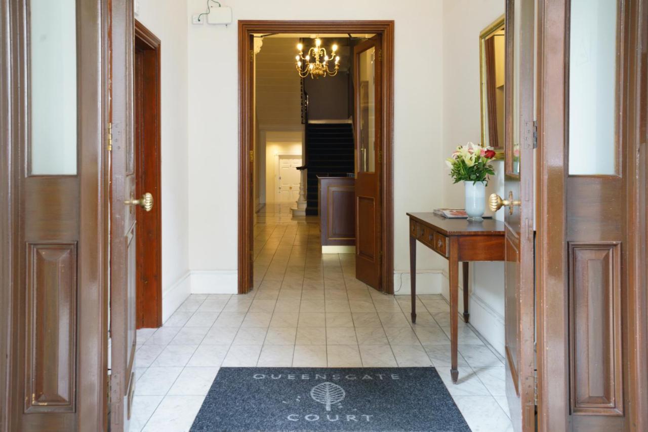 Queensgate Court London Luaran gambar